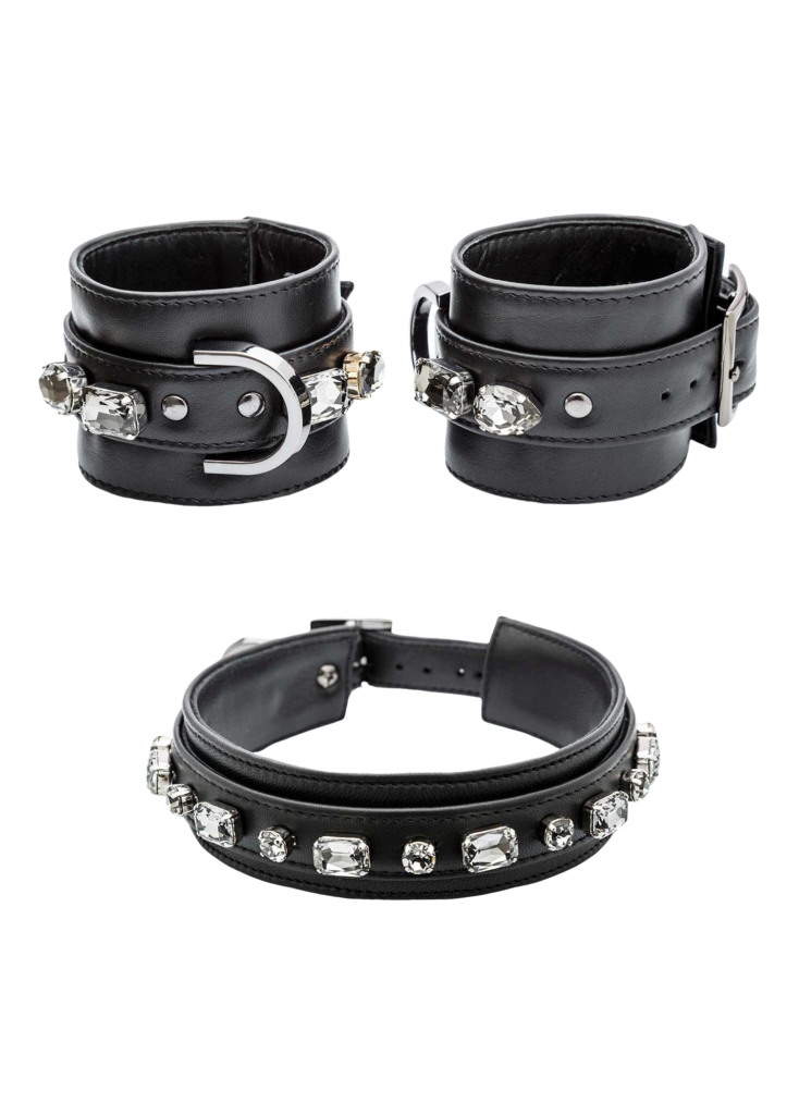 HANDCUFFS & CHOKER SET: 229€ - Image 7