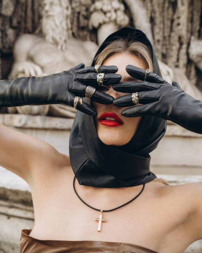 LEATHER GLOVES WITH WOOL LINING | Blue - Image 3