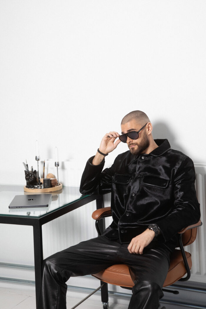 BLACK PONY LEATHER JACKET - Image 10