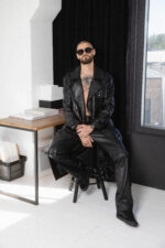 BLACK LEATHER TRENCH COAT - Image 9