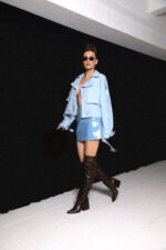 LEATHER MINI SKIRT - Image 2