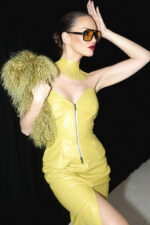 ZIP-FRONT LEATHER CORSET