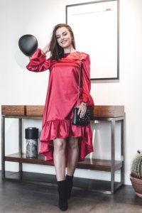 BLACK LEATHER AND CRYSTAL FLOWER BAG - Image 4