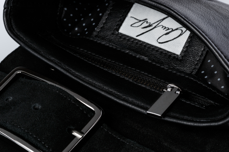 CLASSIC BLACK SUEDE BELT BAG - Image 5