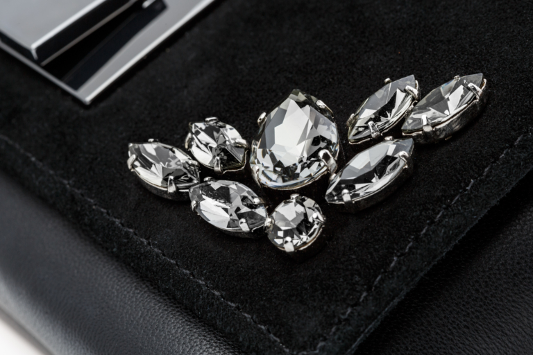 CLASSIC BLACK SUEDE BELT BAG - Image 4